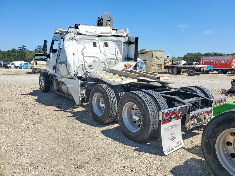 2016 Freightliner Cascadia 125 Semi Truck