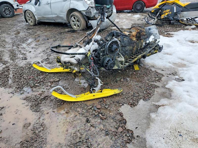2016 Skidoo MXZ 800R