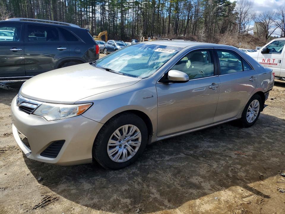 2014 Toyota Camry Hybrid le