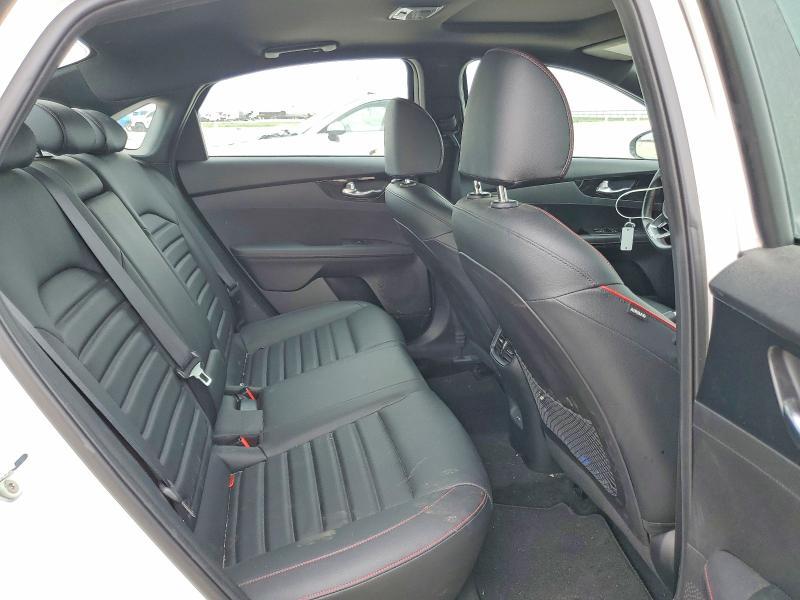 2022 KIA Forte gt