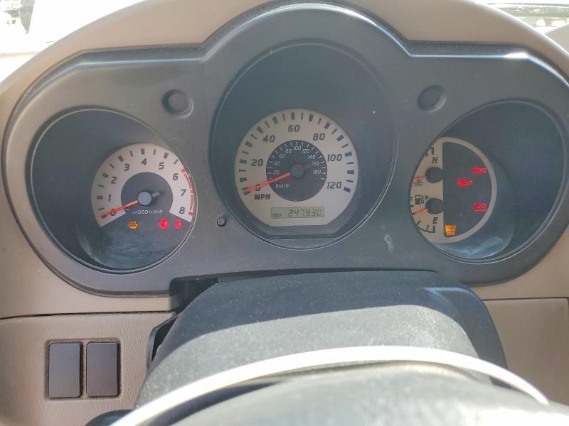 2004 Niss Frontier XE-V6