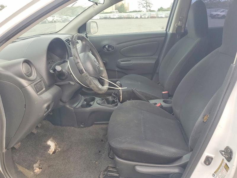 2013 Nissan Versa 1.6 s
