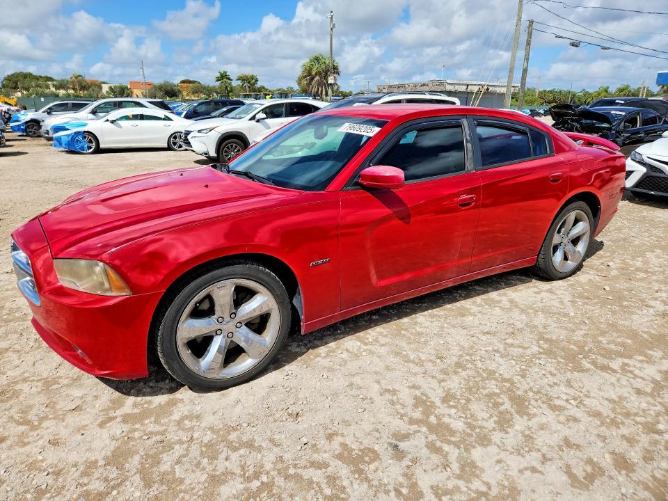 2013 Dodge Charger r