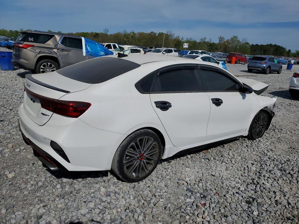 2024 KIA Forte gt