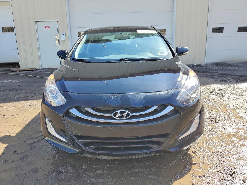 2013 Hyundai Elantra gt Base