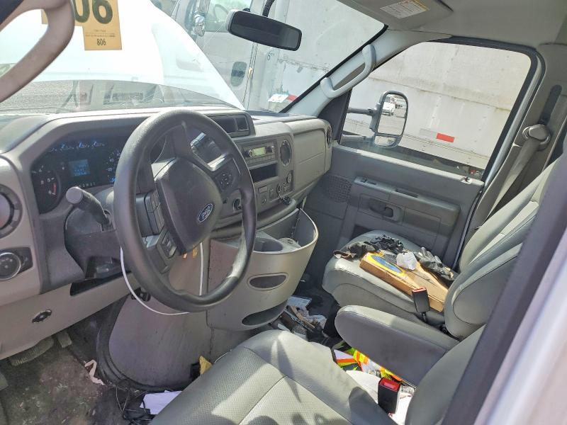 2022 Ford E350 BOX Truck