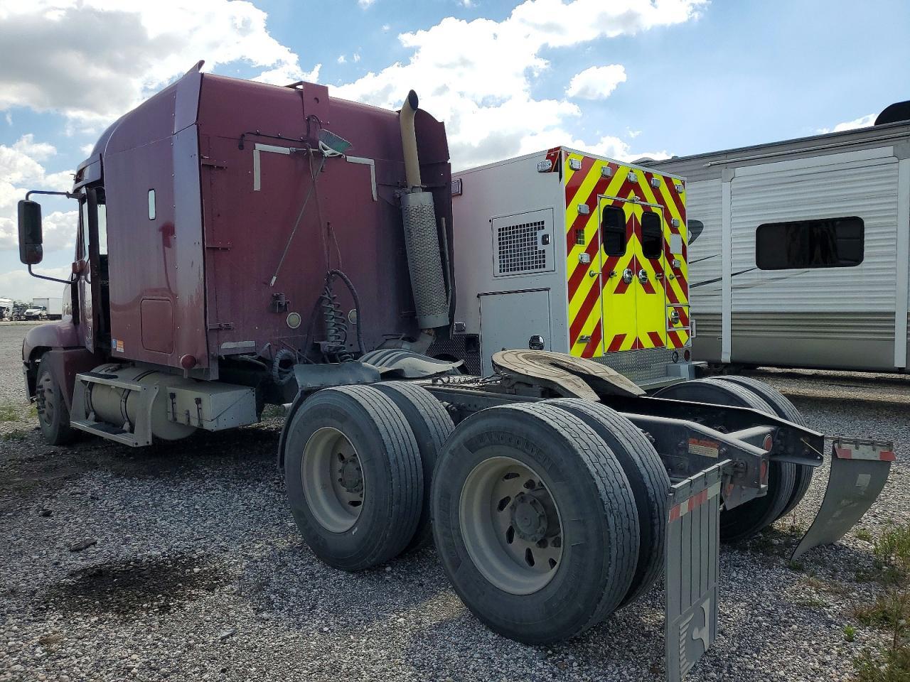 2001 Freightliner Conventional ST120
