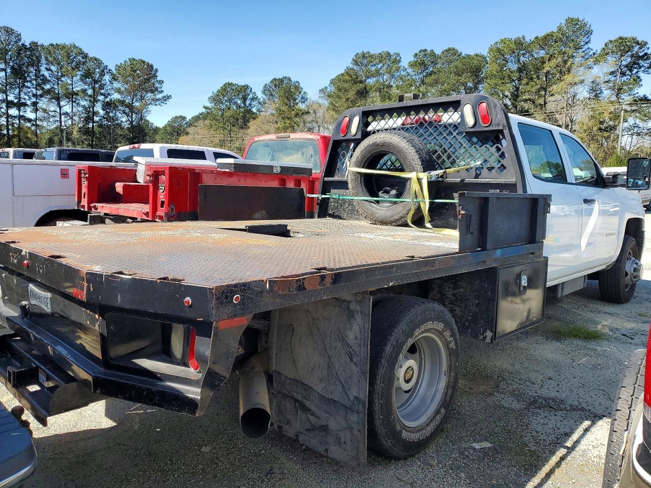 2016 Chev Rolet Silverado Flatbed Truck