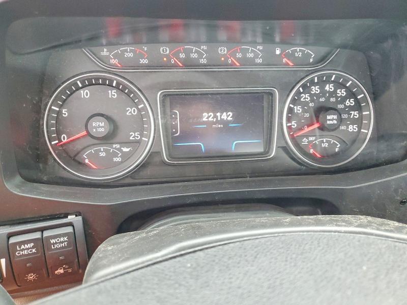 2025 International LT625