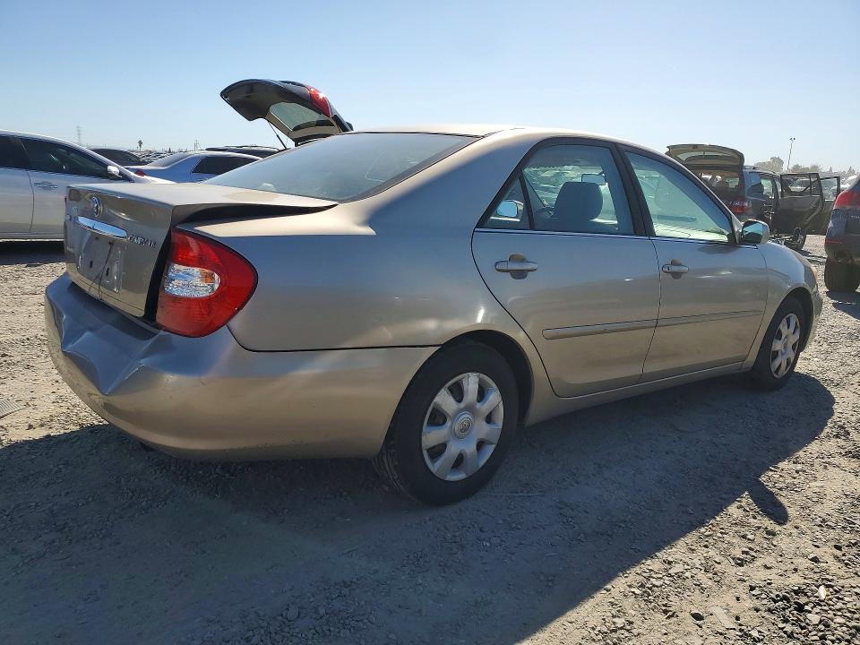 2002 Toyota Camry le