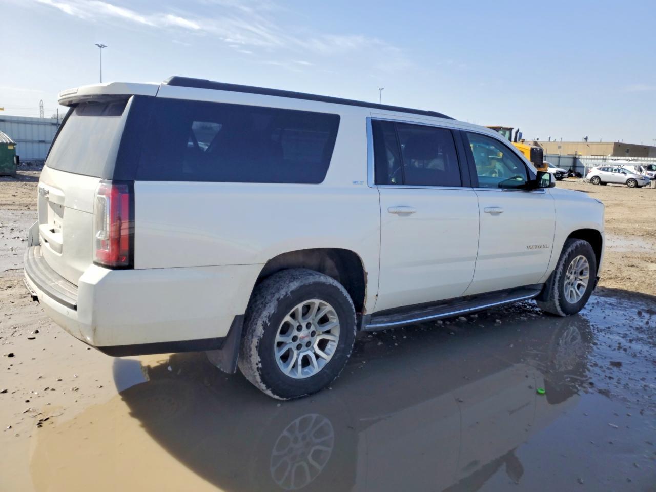 2016 GMC Yukon xl K1500 slt