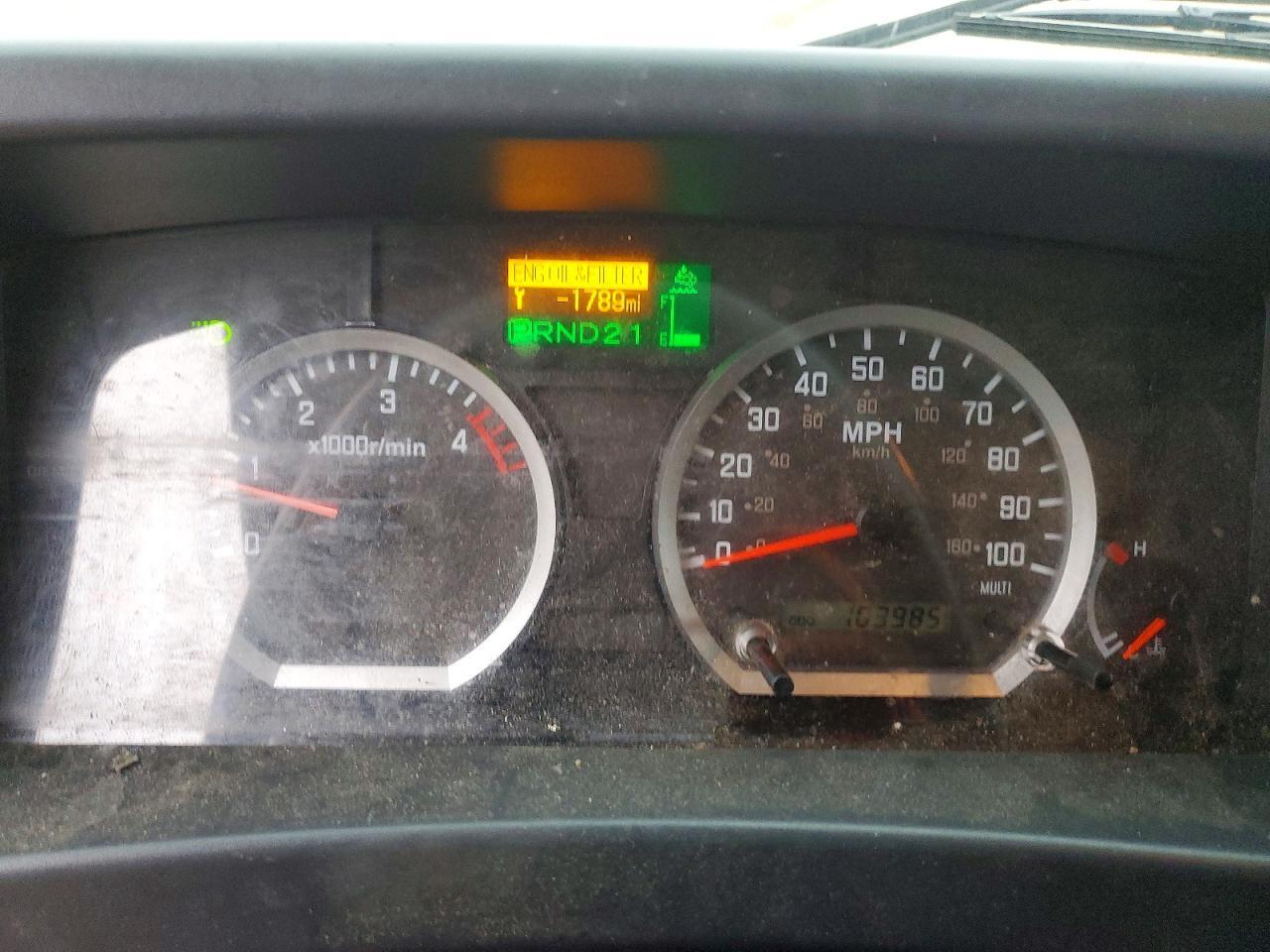 2014 Isuzu NPR BOX Truck