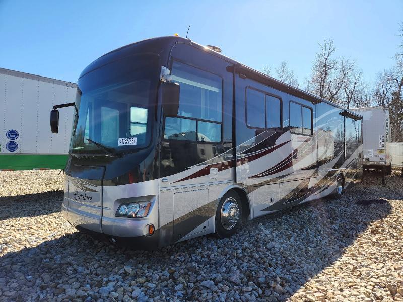 2013 Freigliner Chassis XC