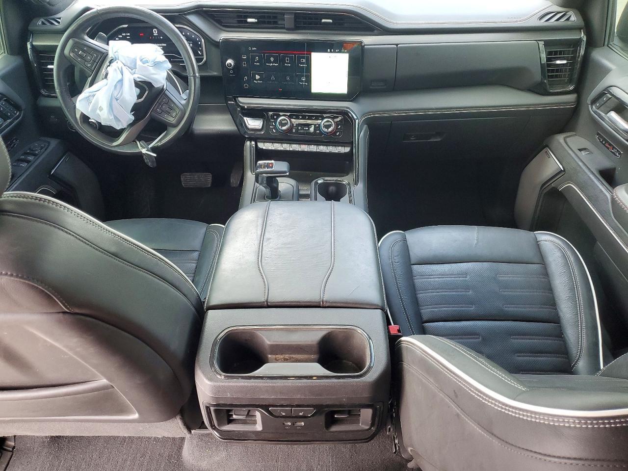 2024 GMC Sierra K1500 AT4X