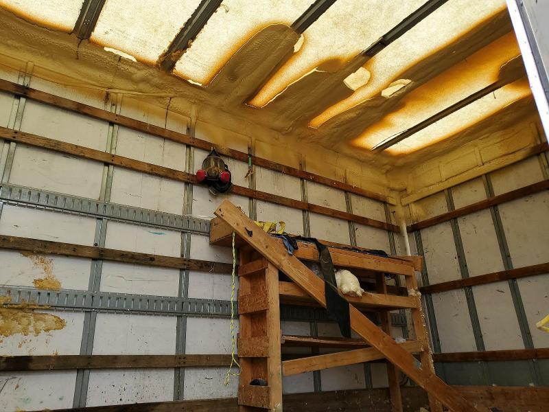 2017 Freigliner 2017 Freightliner Business Class M2 BOX Truck