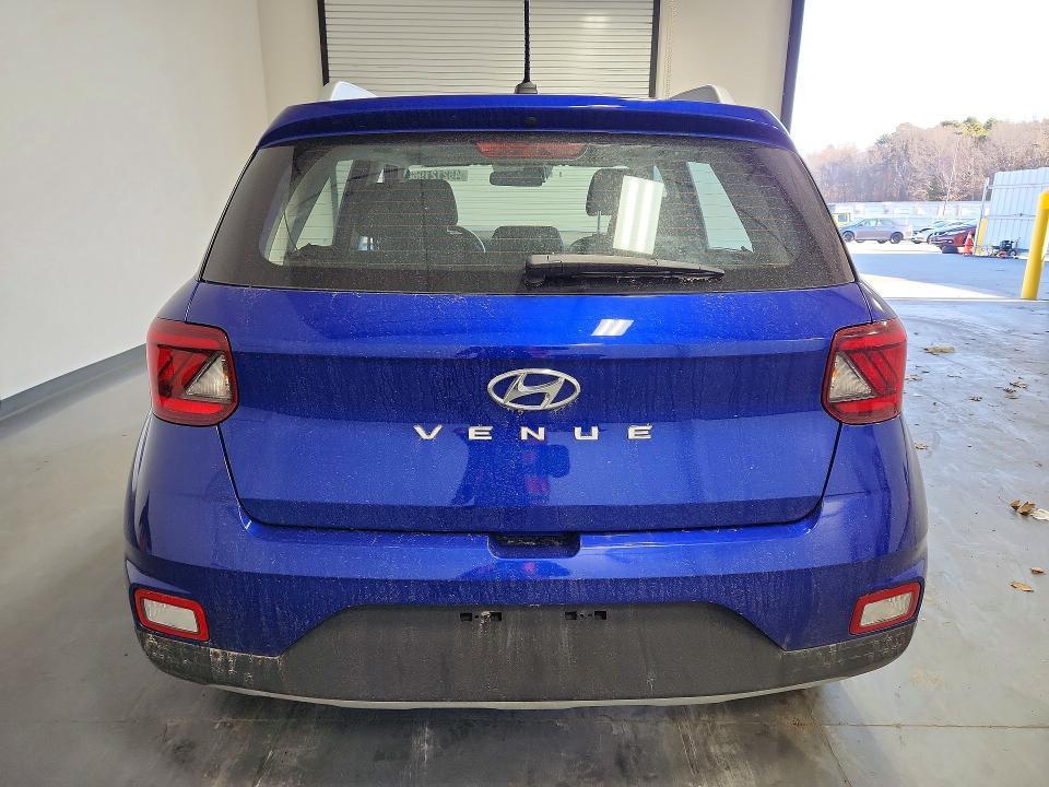 2025 Hyundai Venue sel