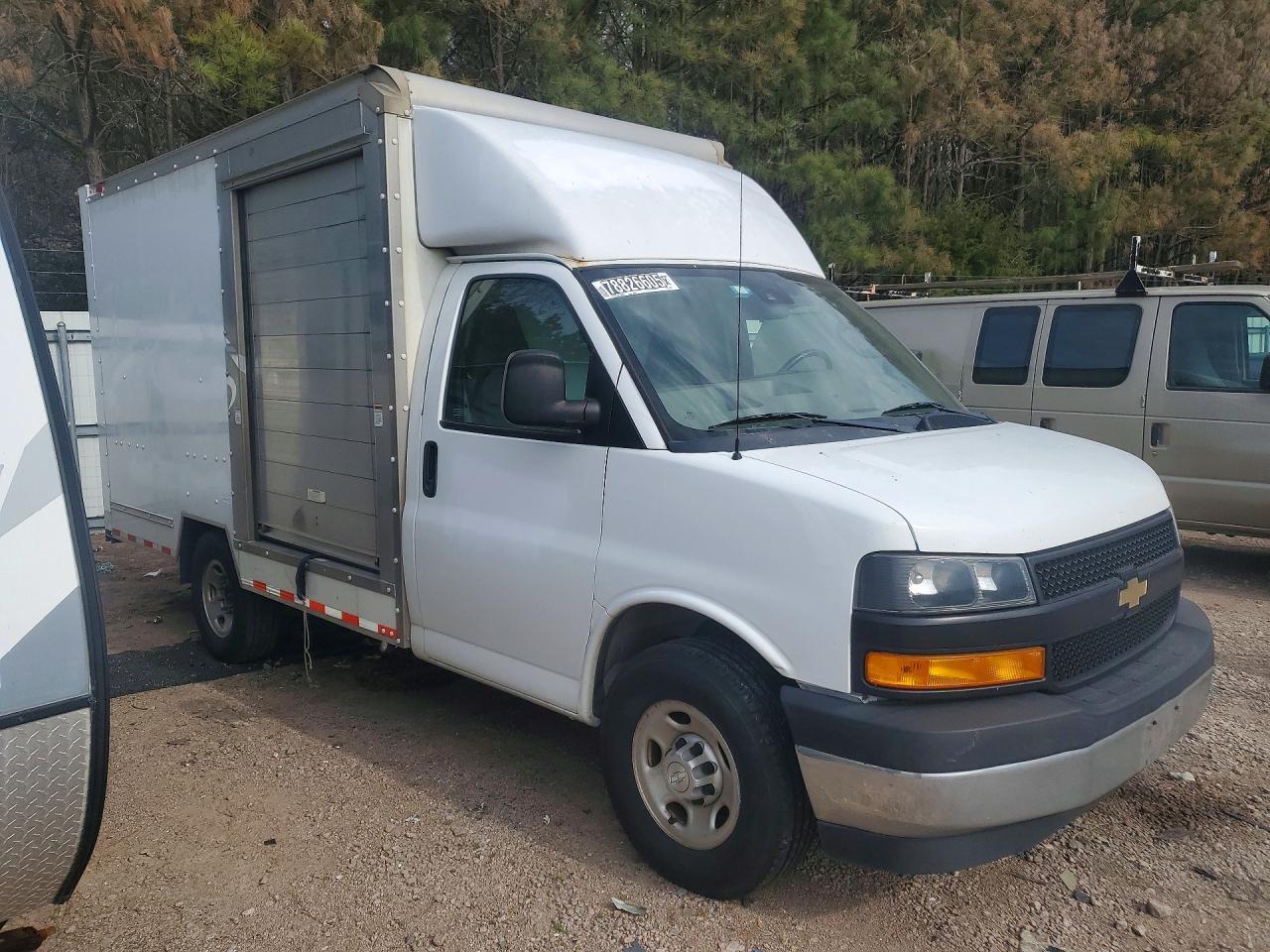 2019 Chevrolet Express Delivery Truck