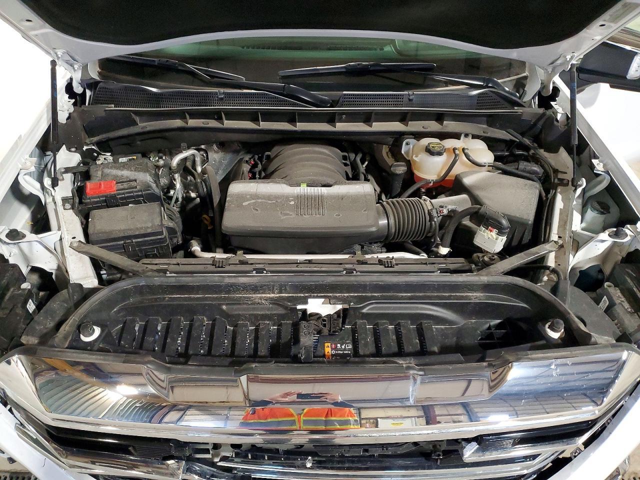 2025 GMC Sierra K1500 SLT