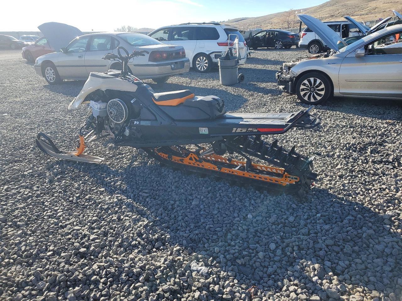 2024 Skidoo Summit 850