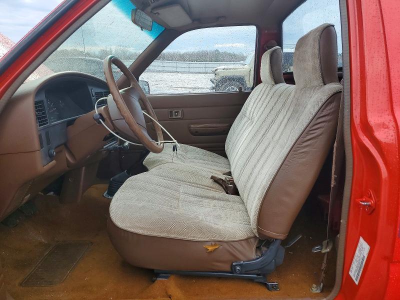 1989 Toyota Pickup Deluxe