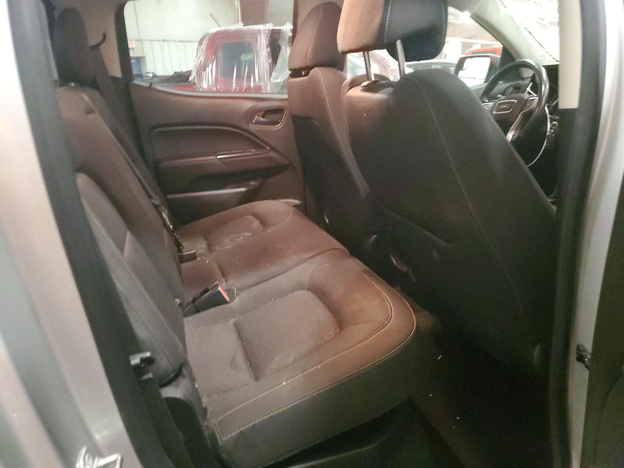 2018 GMC Canyon SLE