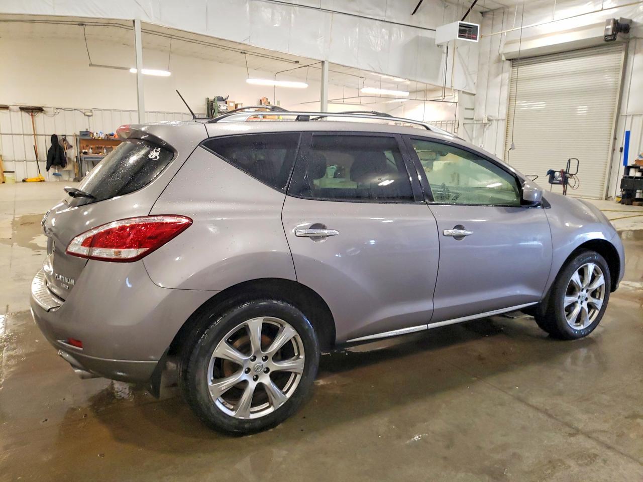 2012 Nissan Murano s