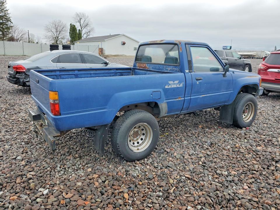 1986 Toyota Pickup Base
