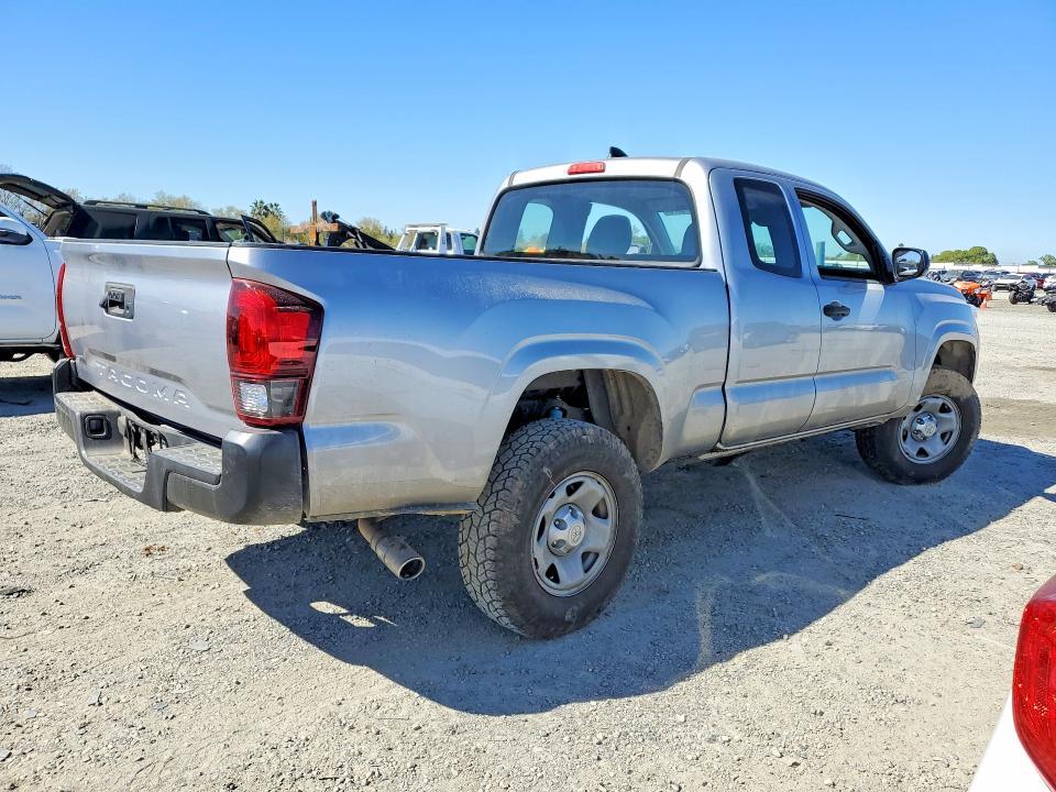 2018 Toyota Tacoma SR