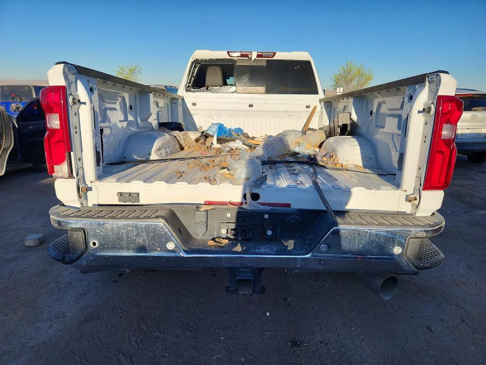 2024 Chevrolet Silverado K3500 lt