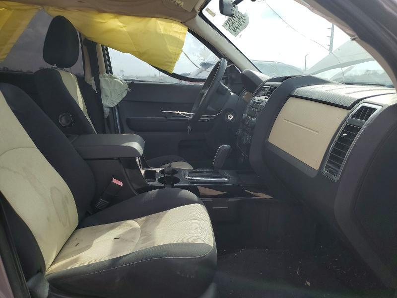 2008 Mazda Tribute i