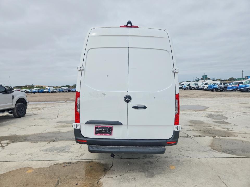 2023 Mercedes-Benz Sprinter 2500