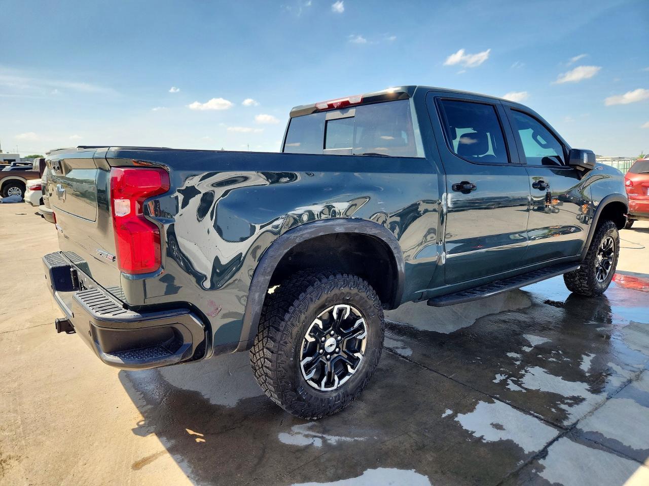 2025 Chevrolet Silverado K1500 ZR2
