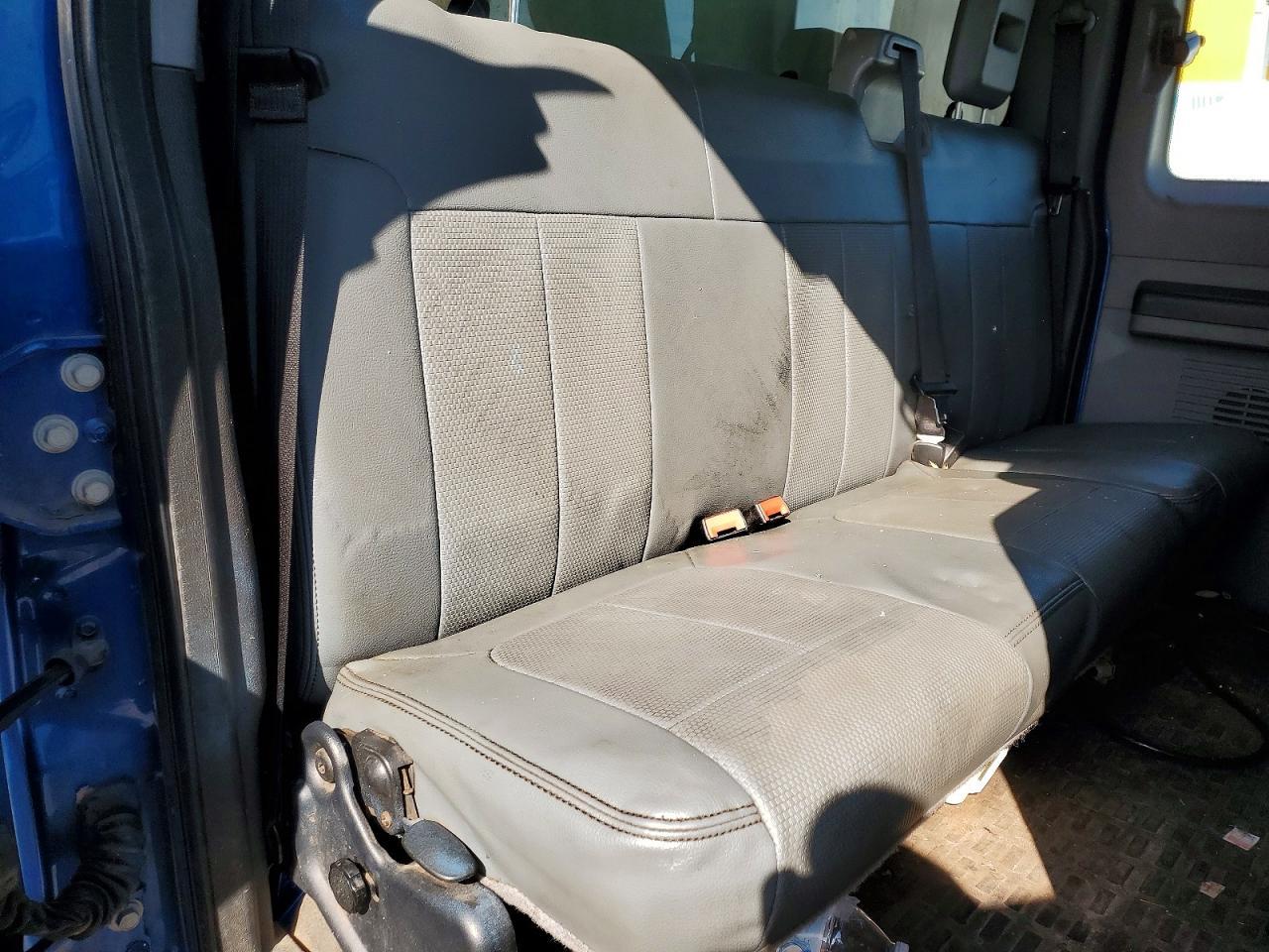 2016 Ford F450 Super Duty Chipper Truck