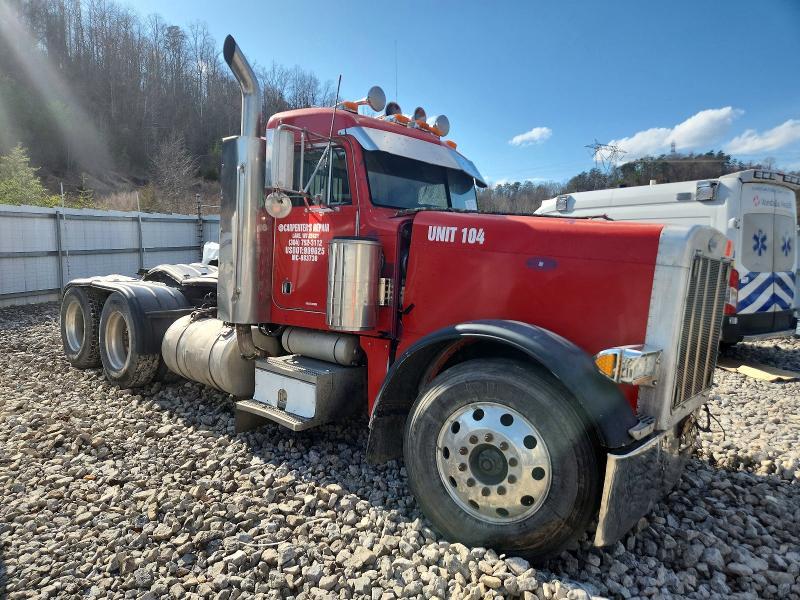 1998 Peterbilt Tractor 1998 Peterbilt 379 Semi Truck