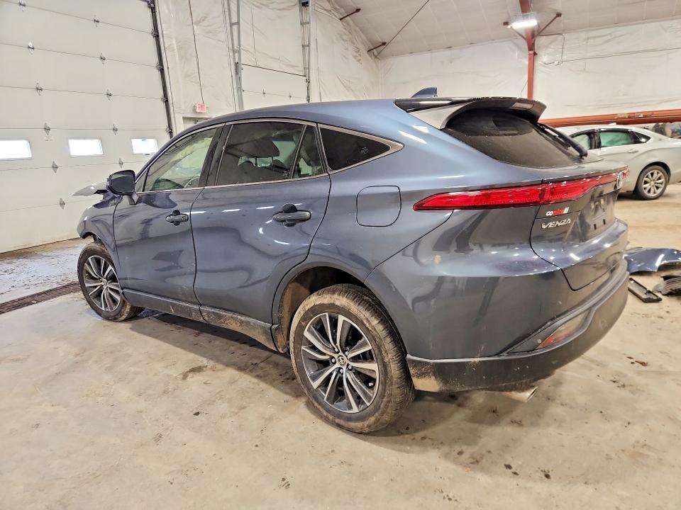 2022 Toyota Venza le