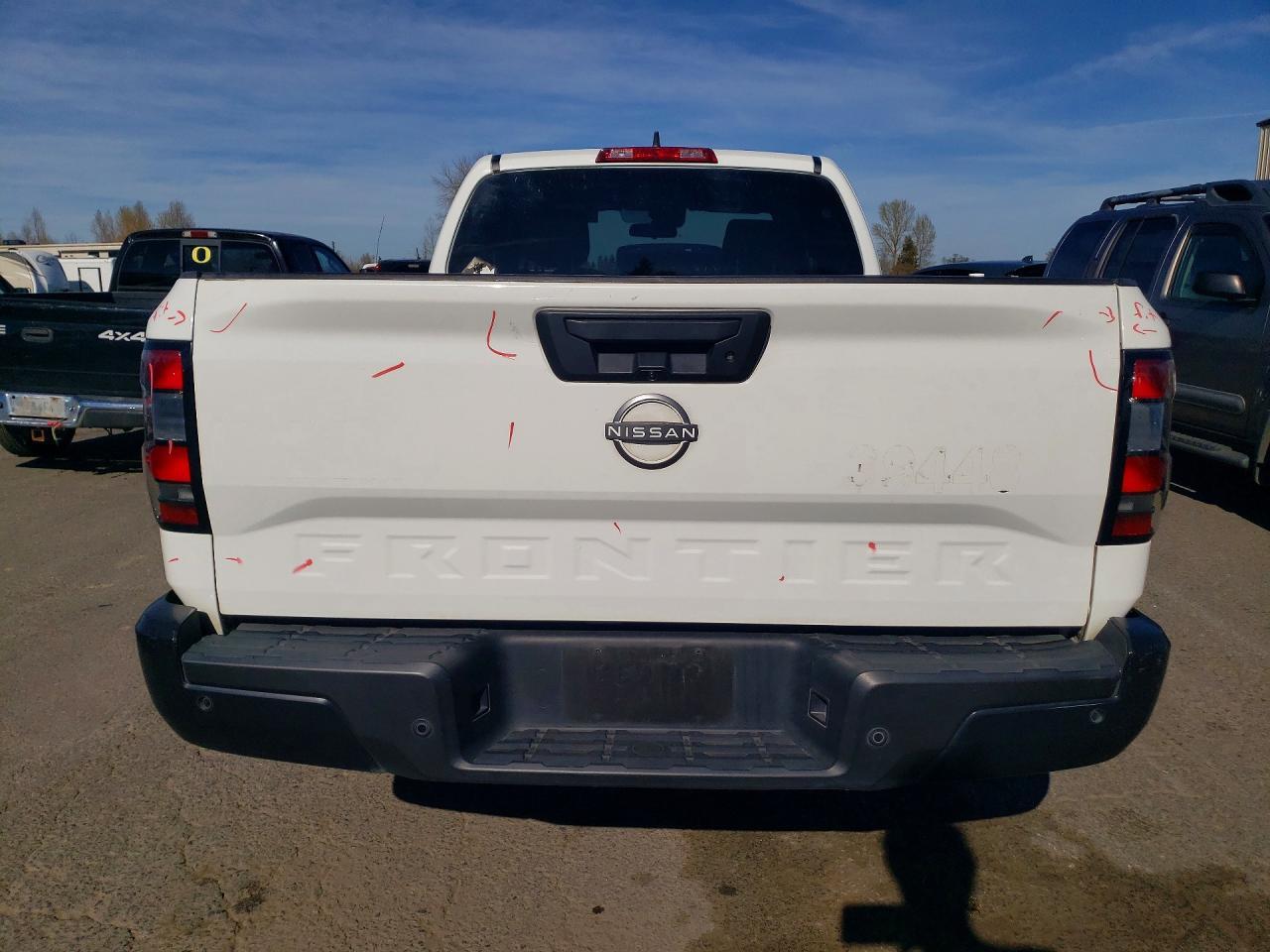 2023 Nissan Frontier S