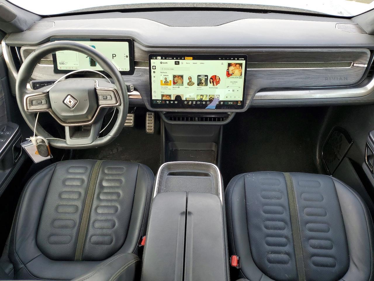 2023 Rivian R1T Adventure