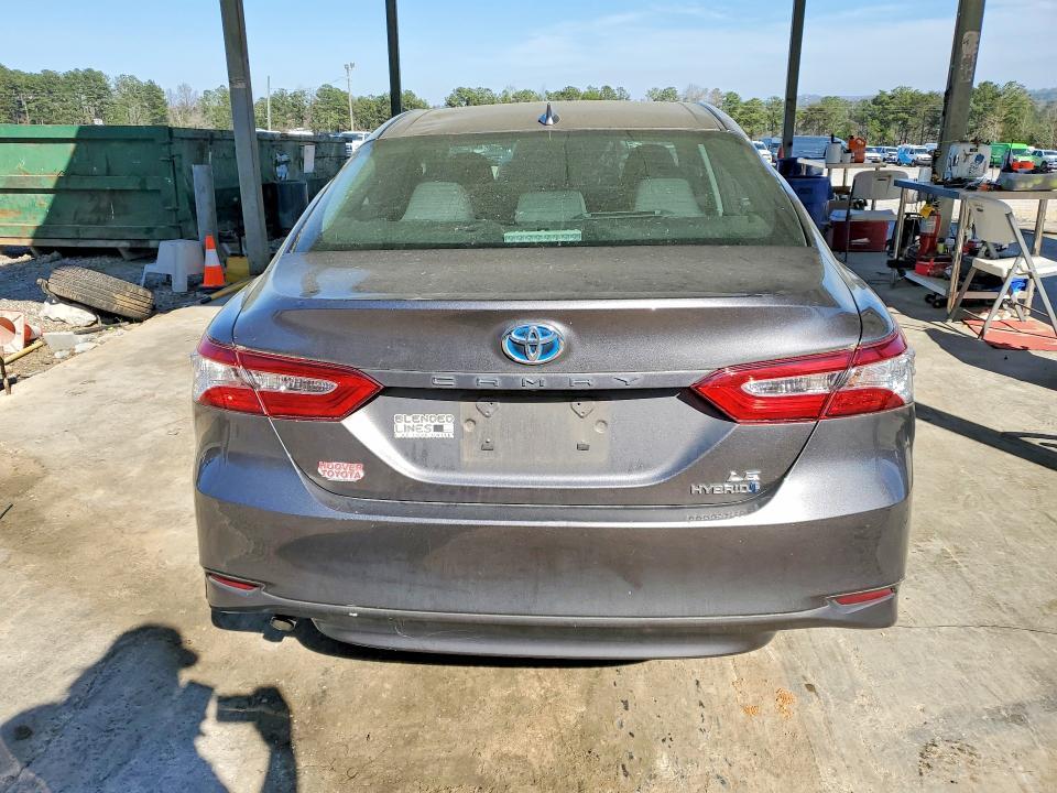 2019 Toyota Camry Hybrid le
