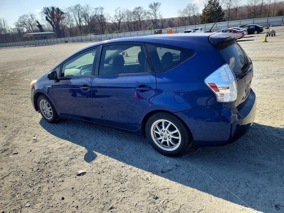 2013 Toyota Prius v Three