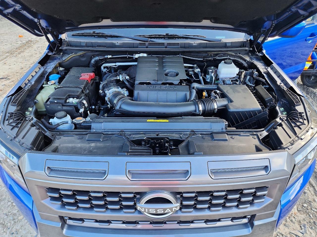 2025 Nissan Frontier SV
