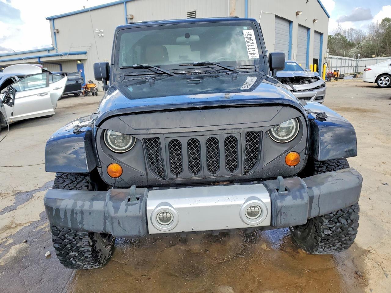 2011 Jeep Wrangler Unlimited Sahara