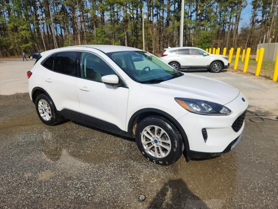 2021 Ford Escape se