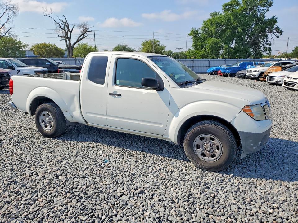 2013 Nissan Frontier s