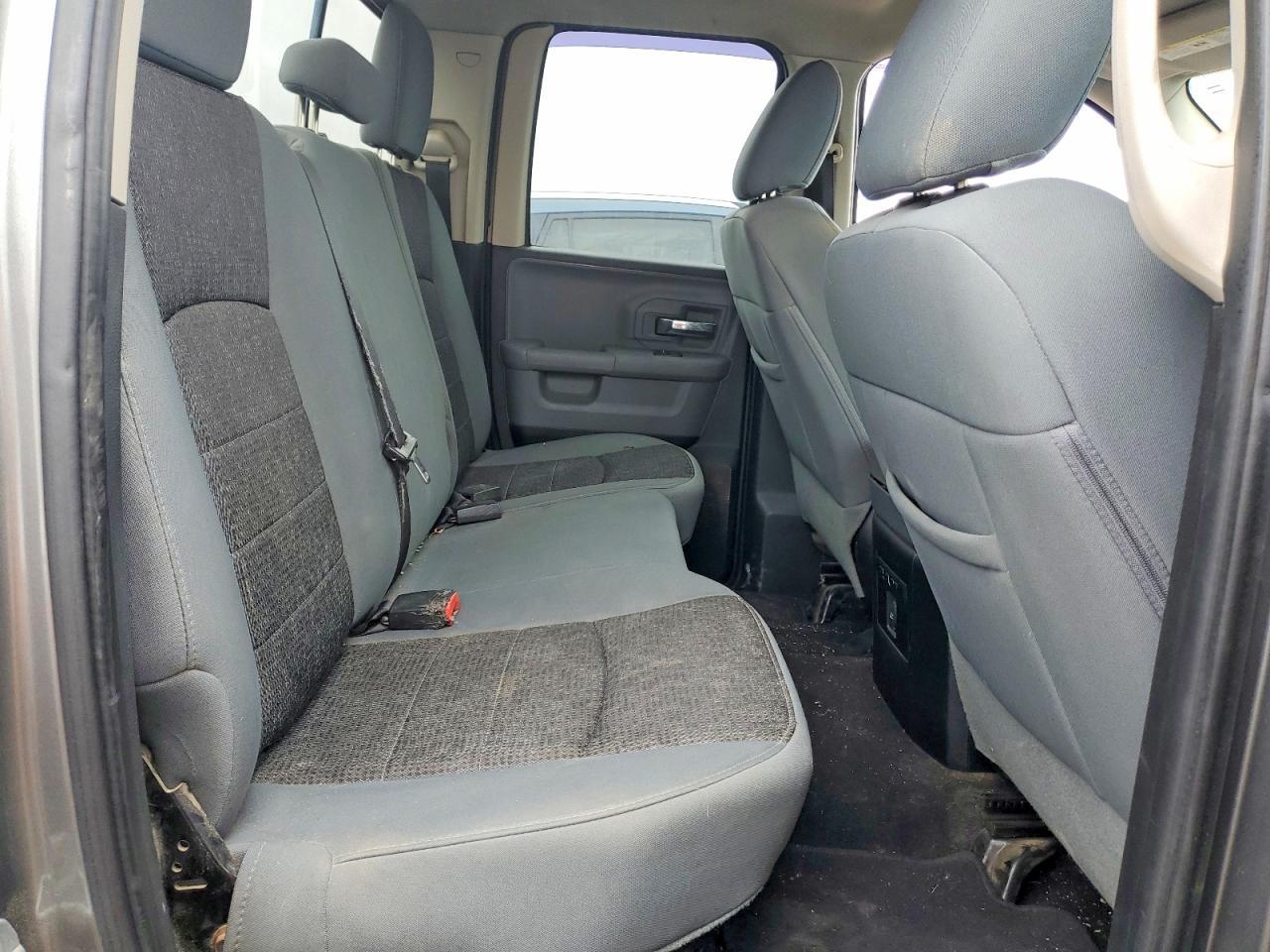 2013 Dodge RAM 1500 SLT