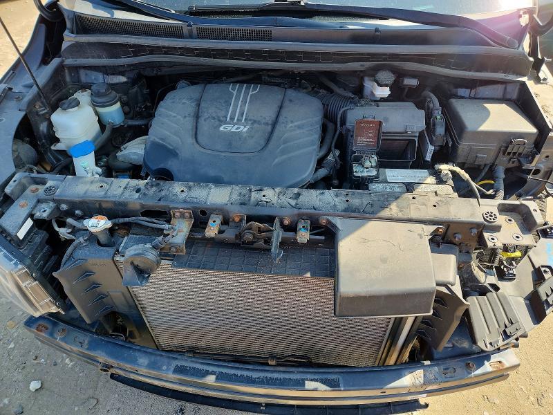 2016 KIA Sedona lx