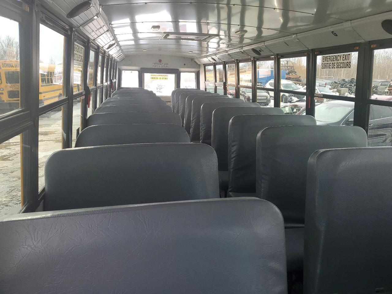 2011 Thomas SAF-T-LINER C2-School Bus