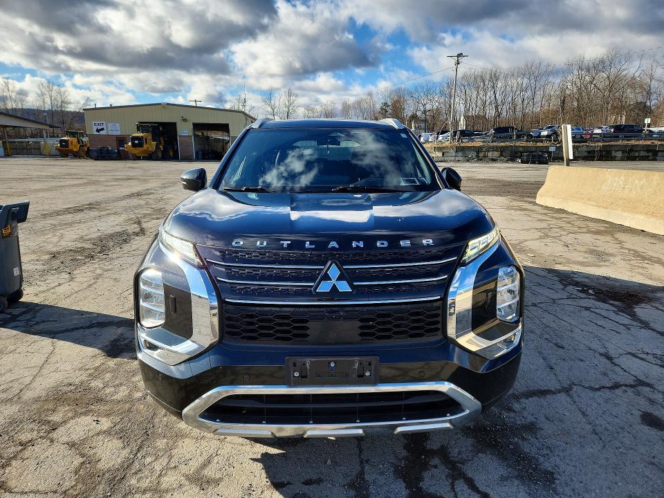 2022 Mitsubishi Outlander sel