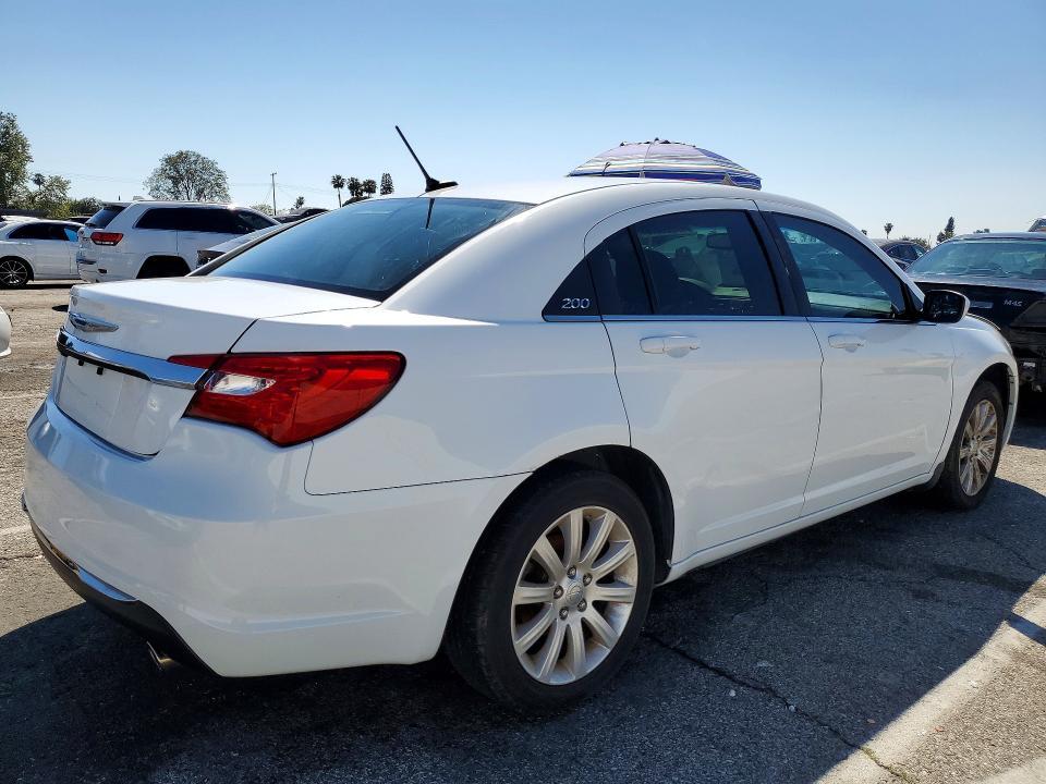 2013 Chrysler 200 Touring