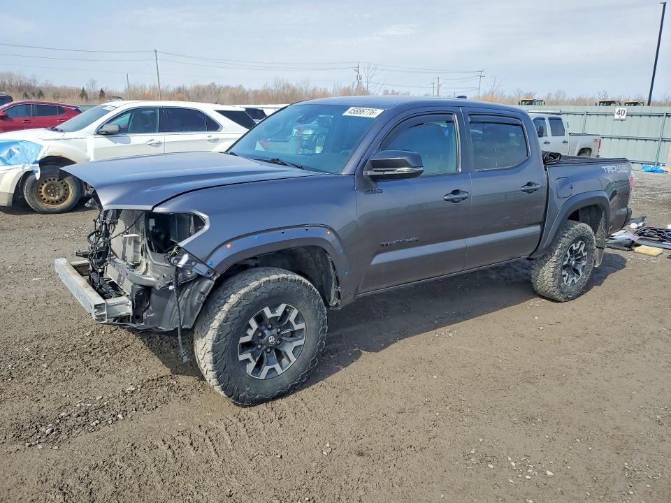 2022 Toyota Tacoma sr V6