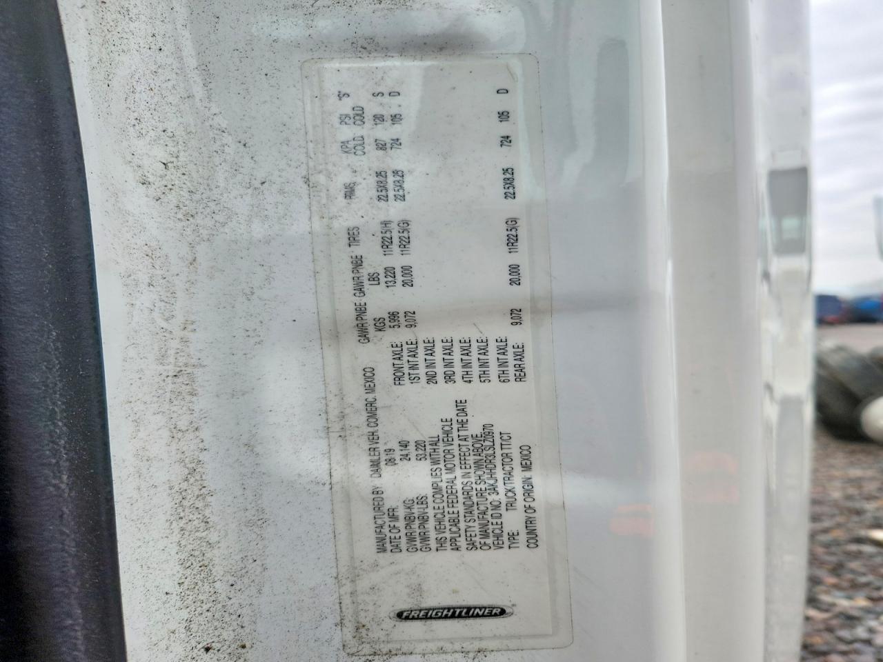 2020 Freightliner Cascadia 126 Semi Truck